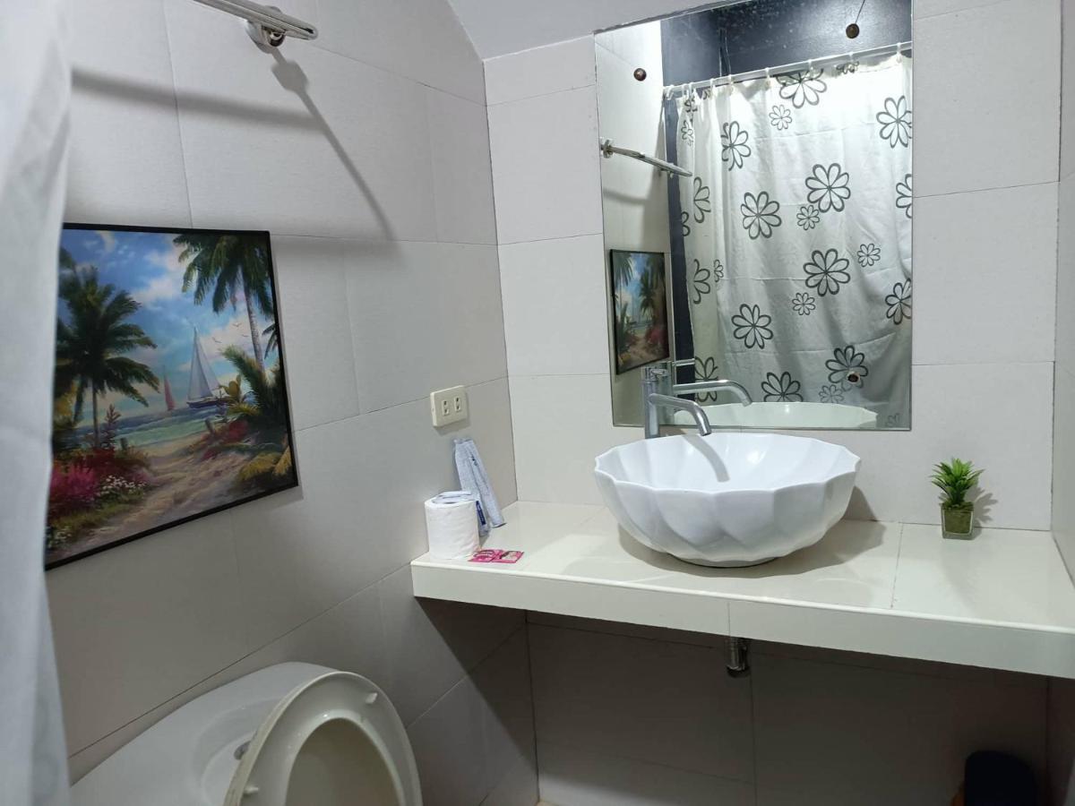 Casita Isla Beach Inn Balabag  Luaran gambar