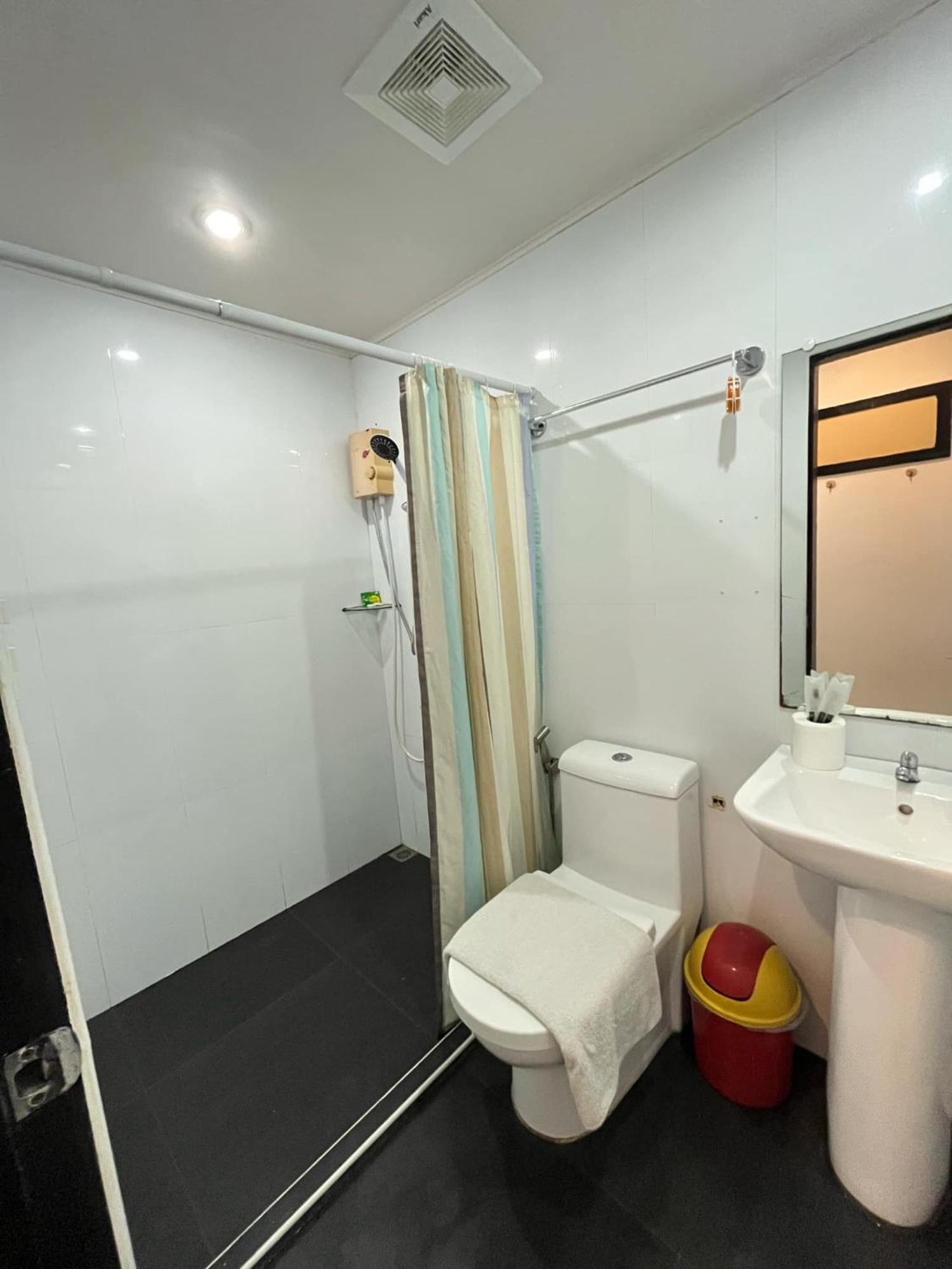 Casita Isla Beach Inn Balabag  Luaran gambar